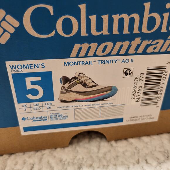 NIB Columbia Women's Montrail Trinity Ag II Dark Stone & Ocean Blue  Size 5 - Picture 1 of 5